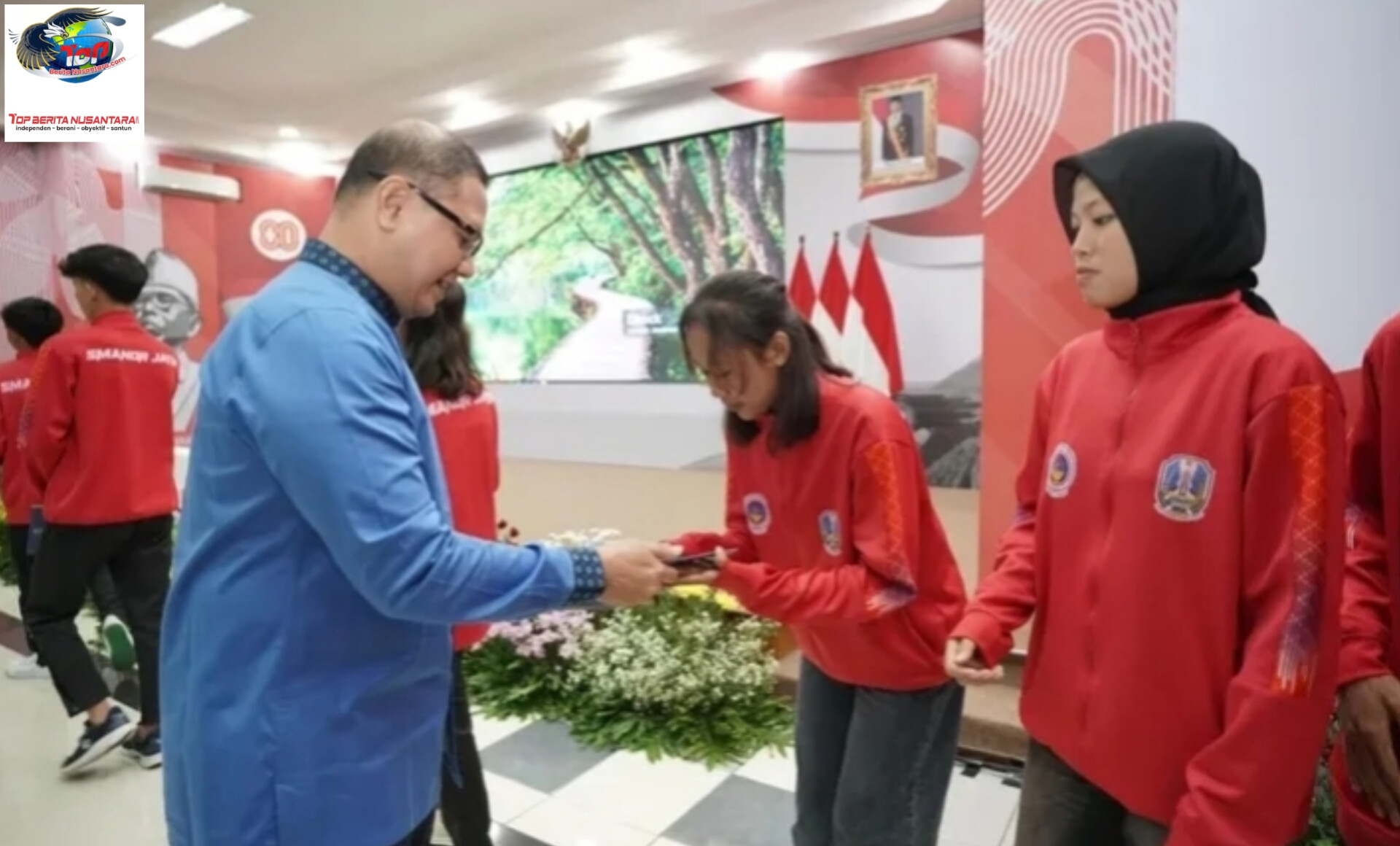 Aries Agung Paewai Tekankan Semangat Juang dan Sportivitas Atlet Takraw Jatim Menuju POPNAS 2025