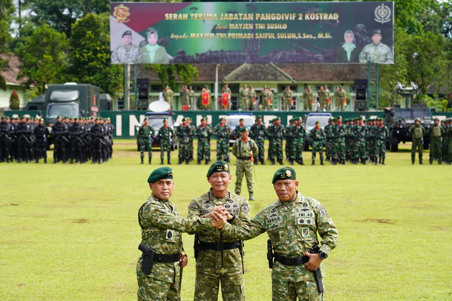 Kasdam V/Brawijaya Hadiri Sertijab Pangdivif 2 Kostrad di Singosari, Tegaskan Kesiapsiagaan Operasional